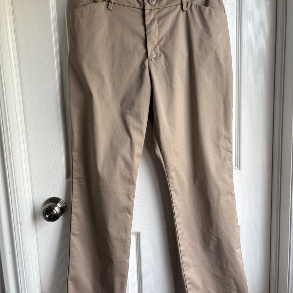 EUC Lee Wrinkle Free Khaki Women’s Pants